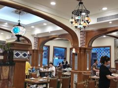大堂-清真·玛丽亚新疆菜主题餐厅(浙江中路店)