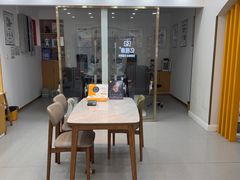 -亿视康青少儿眼镜(五官科店)