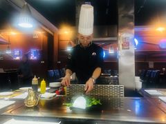 -利昂法式铁板主题餐厅(新奥购物中心店)