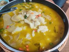 -有红鸡毛店·川菜(建设路店)