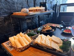 -湊湊火锅·茶憩(南京东路悦荟店)