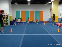 -蜩动儿童运动成长馆(恒生万鹂广场店)