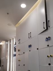 -AYO SALON