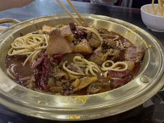 -牛一嘴·兰州牛肉面·大盘鸡(财富中心店)