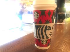 -星巴克(上海虹桥新天地二店)