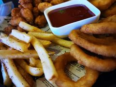 炸物拼盆-Ambra Haus琥珀屋精酿餐厅(宝山店)