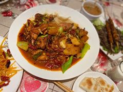 新疆特色大盘鸡-新疆儿子娃娃餐厅(锦华街店)