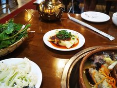 -岳记兴隆·青城腊排铜火锅(融创店)