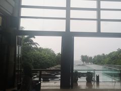 -亚龙湾喜来登·美景台大堂吧