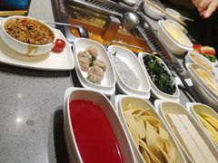 -海底捞火锅(曹安公路店)