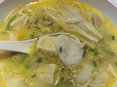 -小六鱼你.下饭酸菜鱼(益田假日广场店)