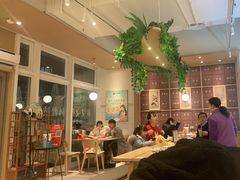 大堂-必胜客(WOW昙华林店)