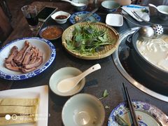 -大匠工房古船木艺术餐厅·猪肚鸡专门店(长白仙岛店)