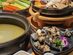 -一朵菌·野生菌探索家火锅(南亚店)