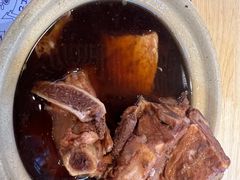 -万和春排骨砂锅米饭(新业广场店)