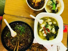-蓉李记成都名小吃(武汉菱角湖万达店)