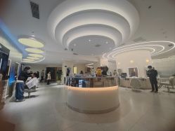 -PE SALON