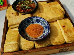 石屏烤豆腐-石屏会馆