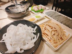 -潮牛海记•潮汕牛肉火锅•醉鸡煲•粿条汤(通北路店)