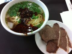 牛肉面加小菜-马子禄牛肉面(金宝街店)