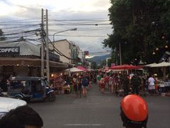 iphone_upload_pic-周日夜市