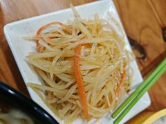 -志权牛肉面(灵山路店)