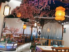 -荷塘秋月·本帮江浙菜(国权路店)