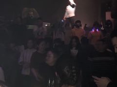 -欧米亚派对酒吧(绵阳店)