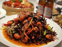 -红盔侠小龙虾(海宁银泰店)