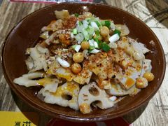 -冯烫烫跷脚牛肉·川菜小馆(武胜西街店)