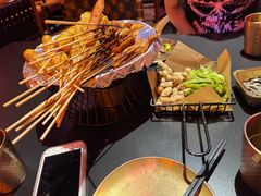 -何师烧烤Pro ·江湖川菜·小龙虾·精酿啤酒(太古里旗舰店)