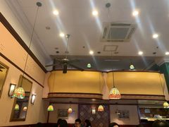 -玛格萝妮比萨屋(四平店)