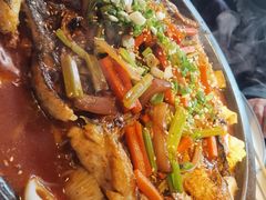 清江鱼-鸣记脆皮烤鱼·海鲜烤鱼(三八广场店)