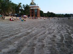 -库塔海滩
