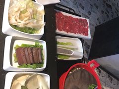 新鲜的猪黄喉-锅说大脸毛肚重庆老火锅(佐阾店)