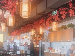 大堂-甬妈妈湖畔里餐厅(唐山南湖旅游景区店)