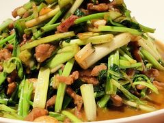 -黄泥岗·地道湖北菜(奥特莱斯店)