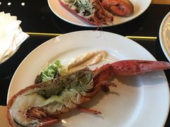 -大中华希尔顿酒店-念自助餐·嗨啤·小龙虾