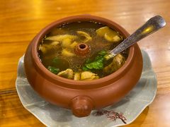 野生菌汽锅鸡-小厨子私房菜·云南美食店