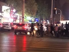 -食上东新街美食街区(民乐新都会店)