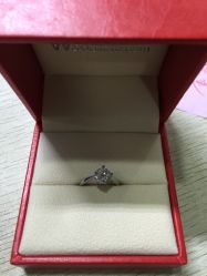 -威德钻石-克拉钻大本营(南京东路店)