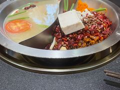 -沸炉重庆老火锅(军事博物馆店)