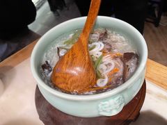 -吴越荣记苏州菜·松鼠桂鱼 100% 活鱼现做(月光码头店)