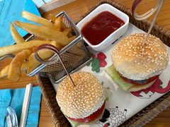 -亚龙湾希尔顿自助餐厅·海鲜·烧烤·沙滩BBQ·现场乐队