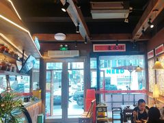 -巴卤社老火锅(财富店)