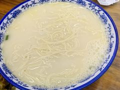 鱼汤面-雪琴面馆富安特色鱼汤面(城中花园店)
