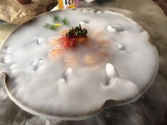 蒜香辣爆百花牛肝菌-山顶餐厅·山居菜