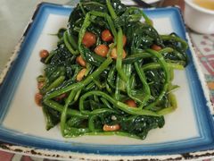 果仁菠菜-新疆红柳花餐厅(新洲店)
