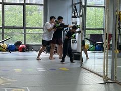 -拳力汇散打搏击泰拳俱乐部(绿地缤纷城店)