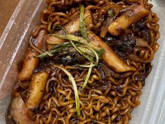 炸酱拉面-富乐满韩国正宗炸鸡韩国料理(虹泉路店)